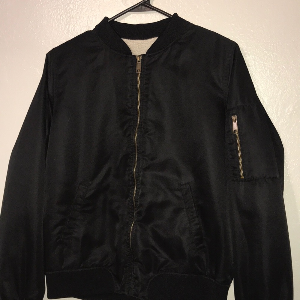 Forever21 Black bomber jacket